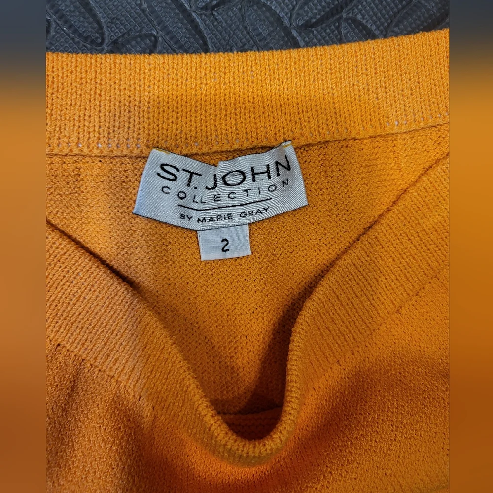 St. John Orange Two Piece Knit Skirt Set Size S / 2 - Picture 10 of 10